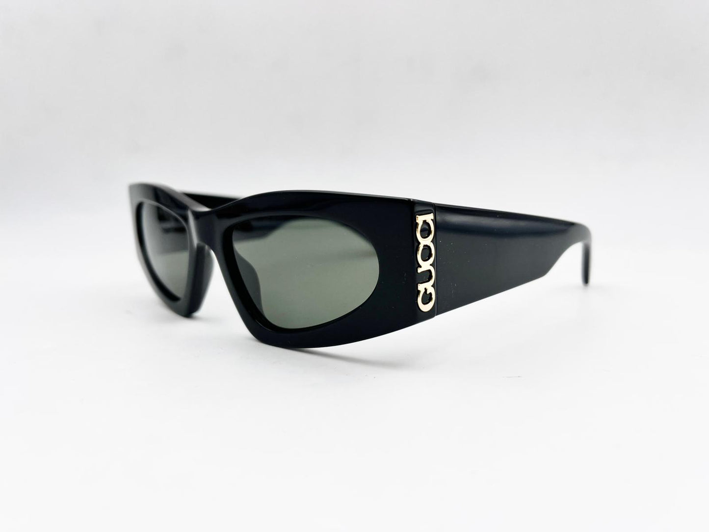 GG2040S 001