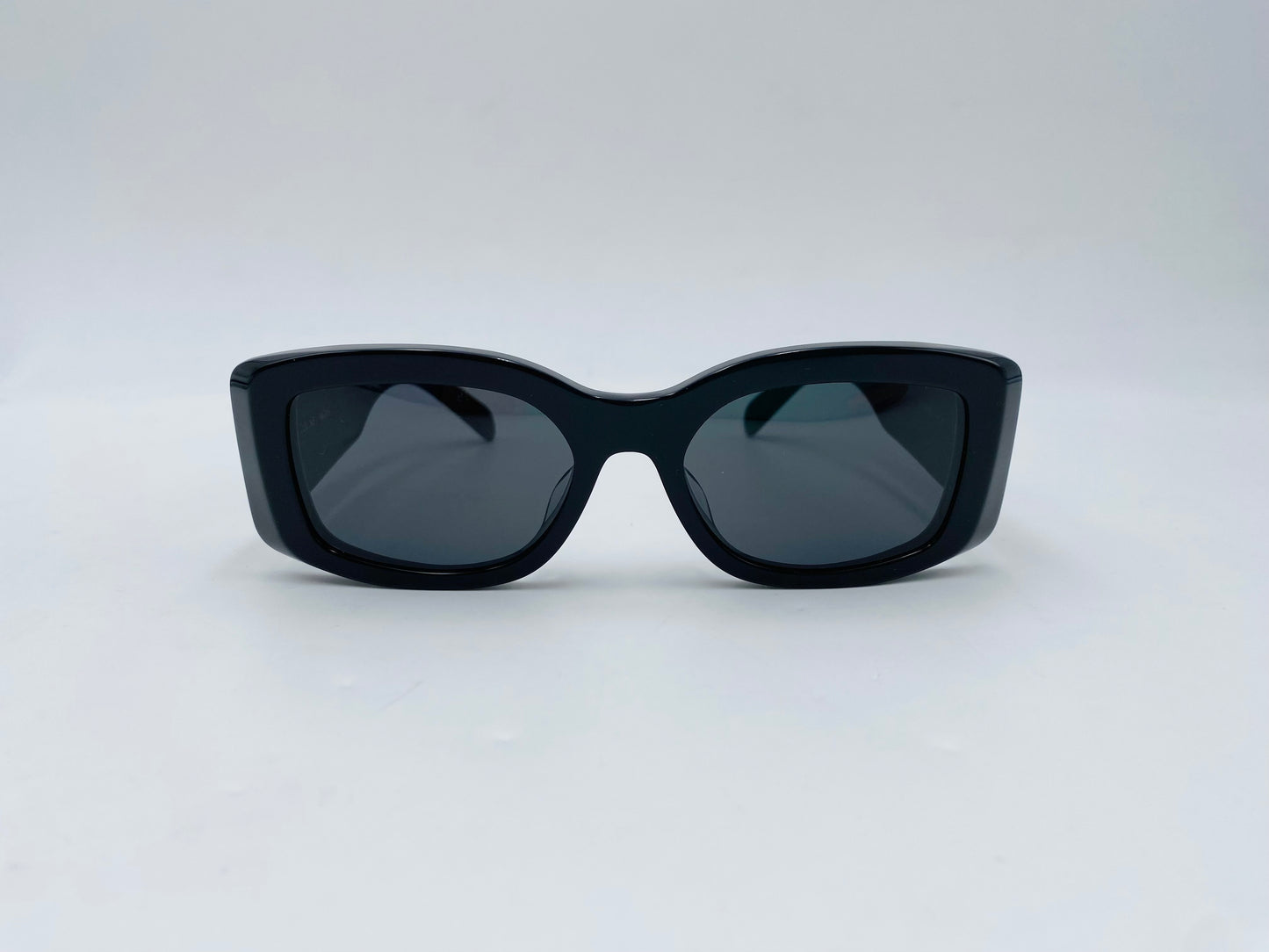 CL40282U 01A