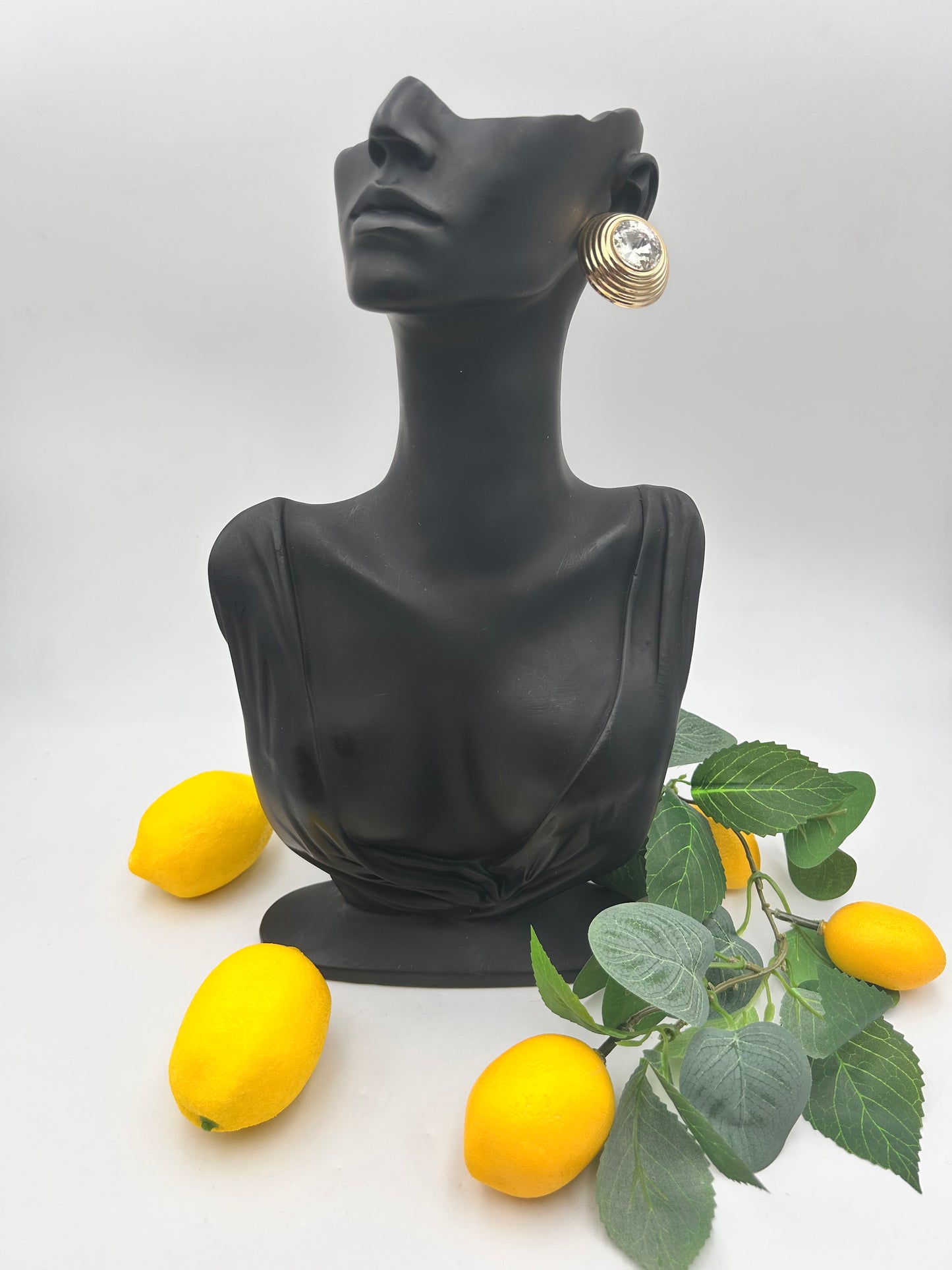 Orecchini bottone con pietra