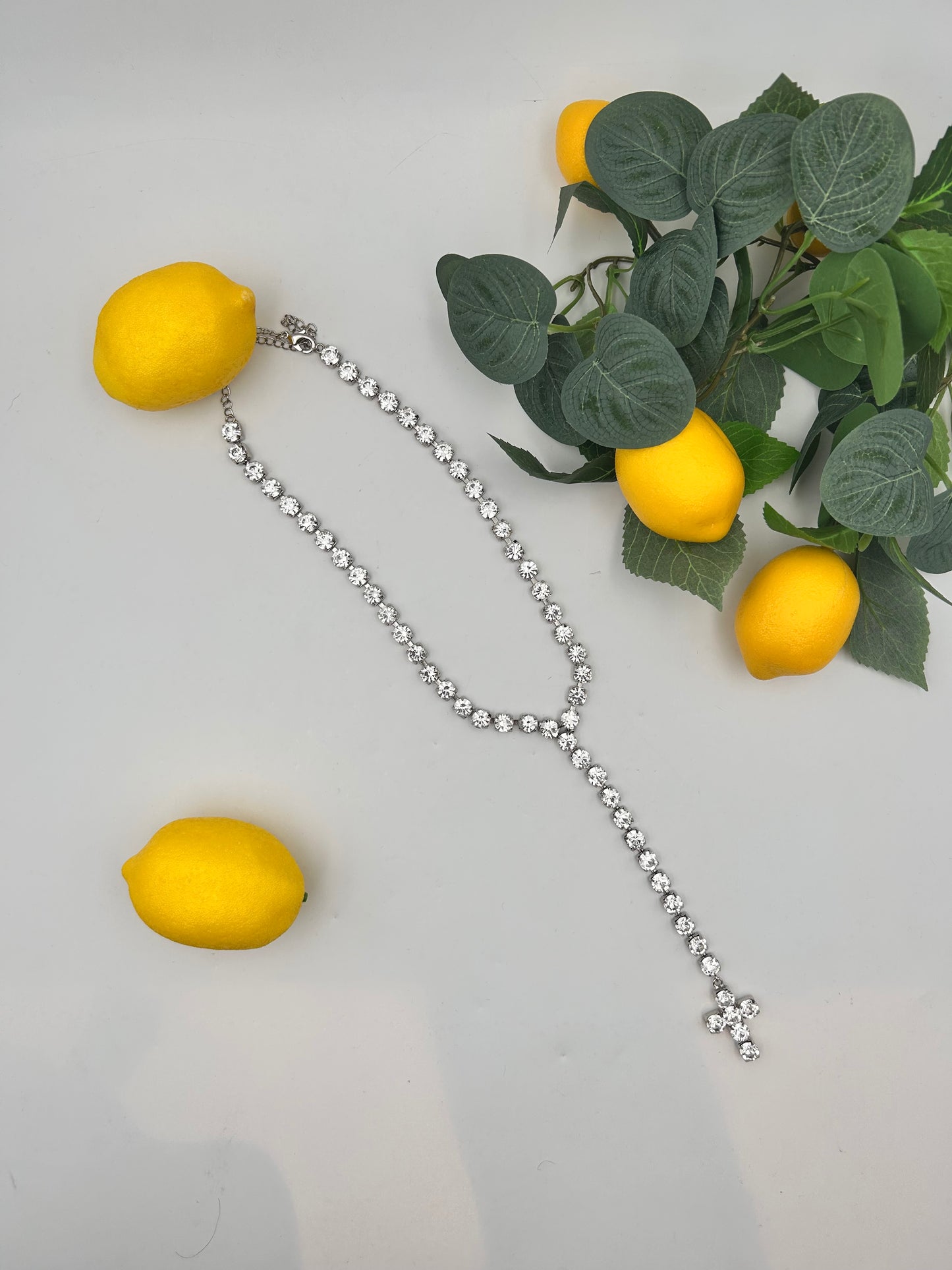 Collana con pendente croce