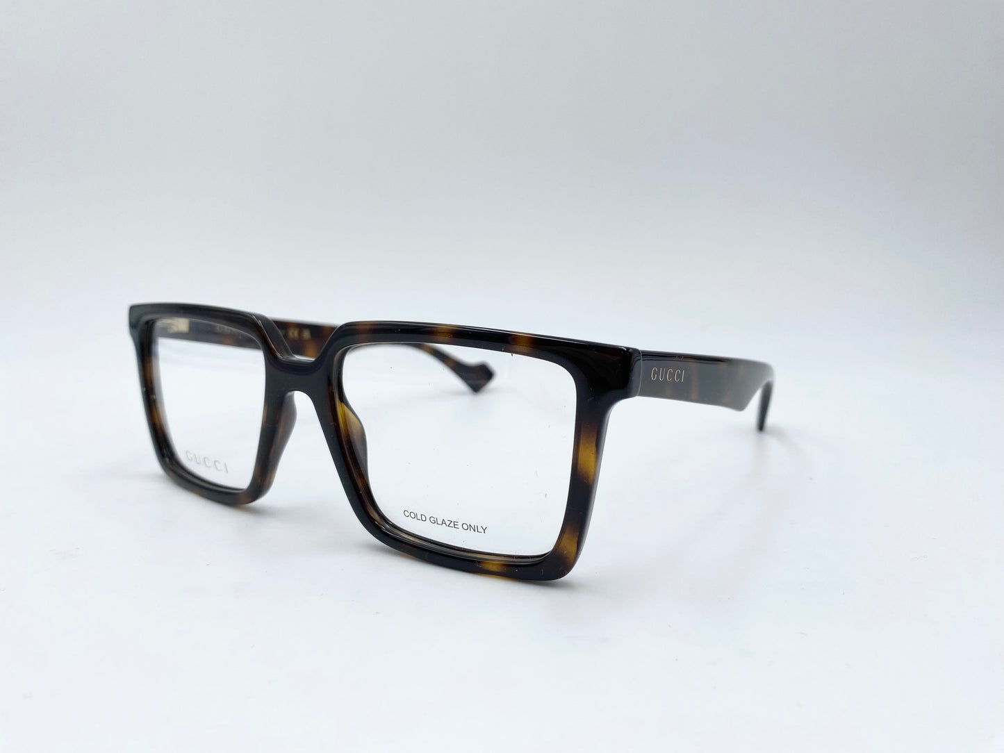 GG1540O 006