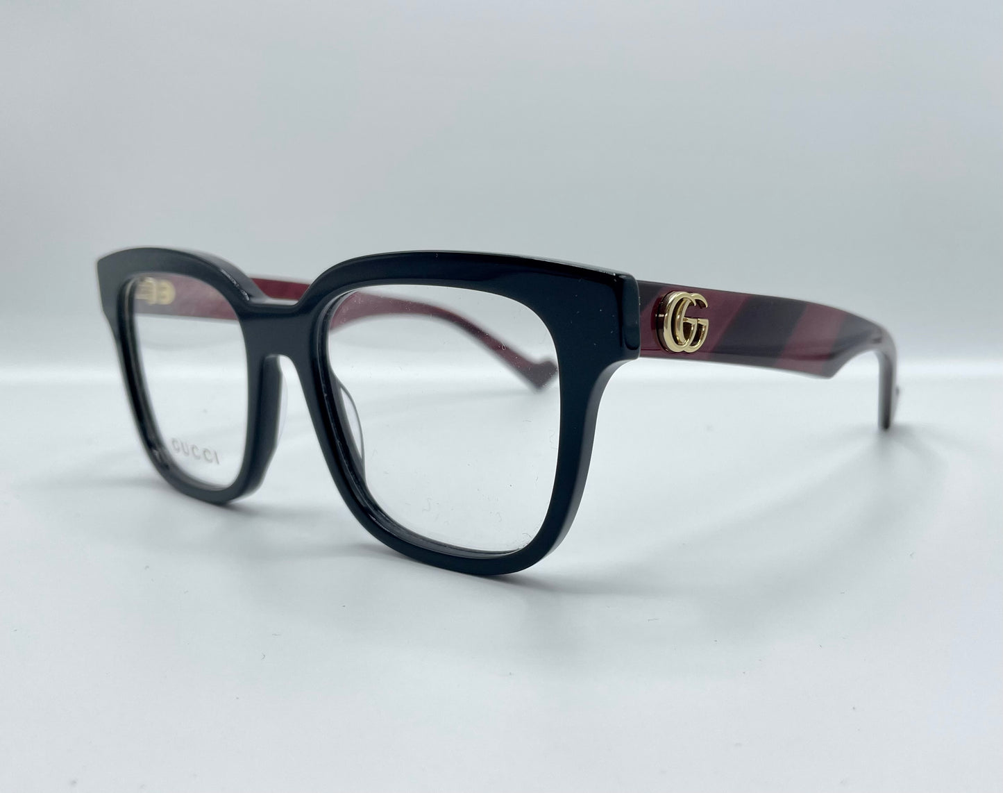 GG0958O 008
