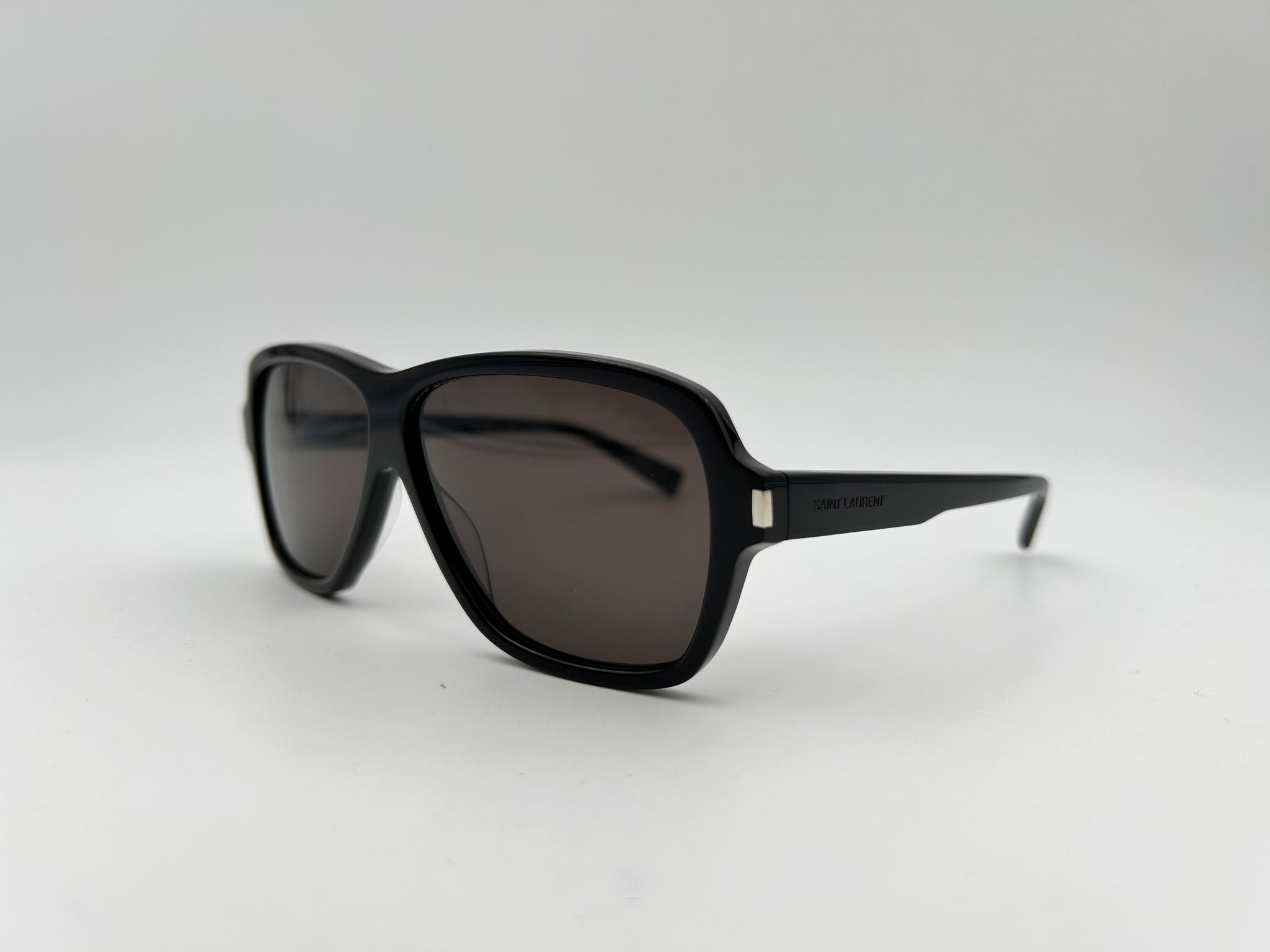 SL 609 CAROLYN 001