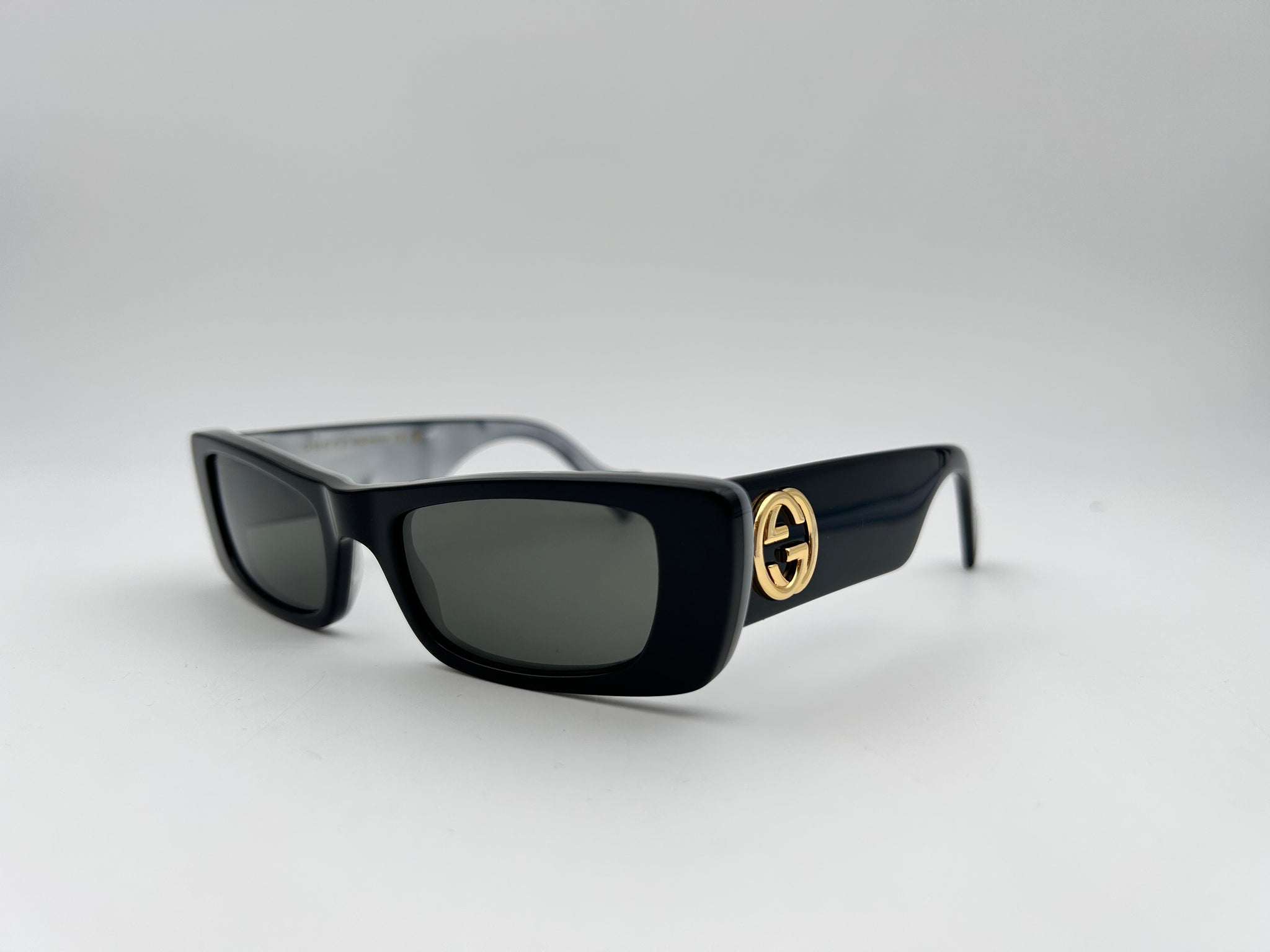 GG0516S 001
