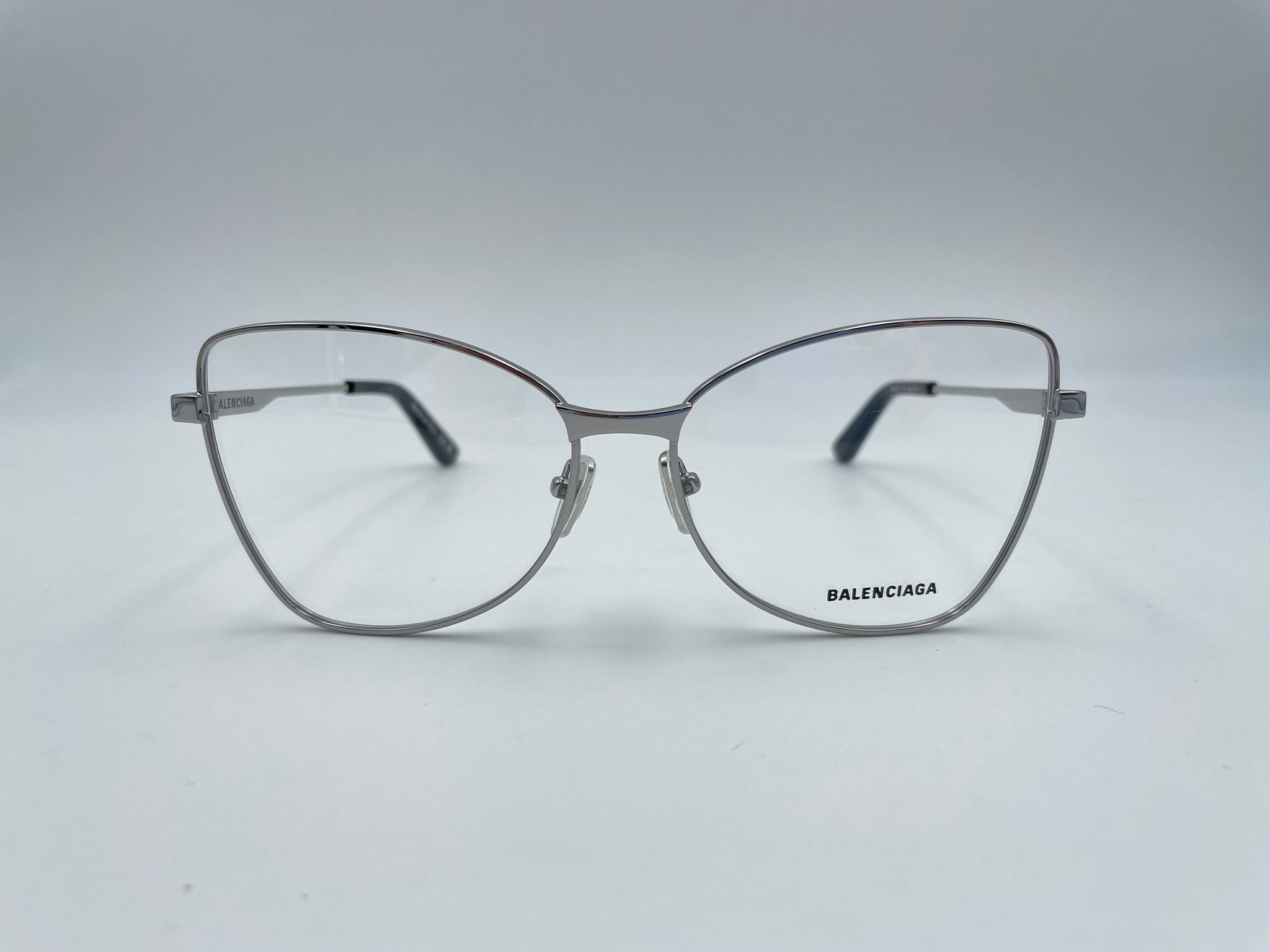 BB0282O 003