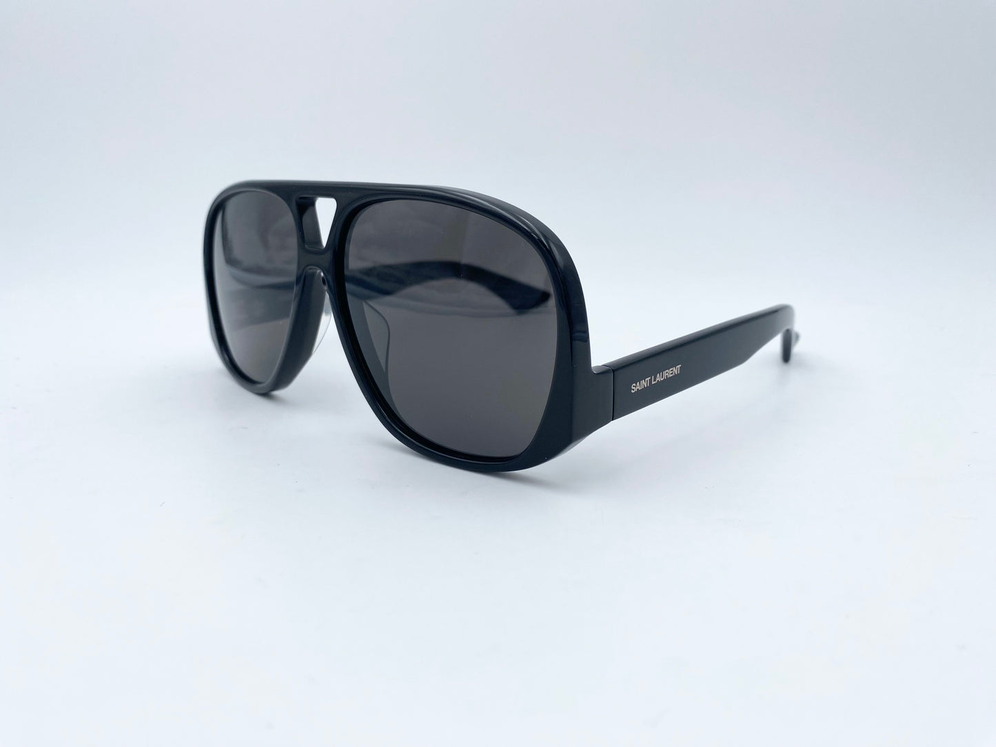 SL 652/S SOLACE 001