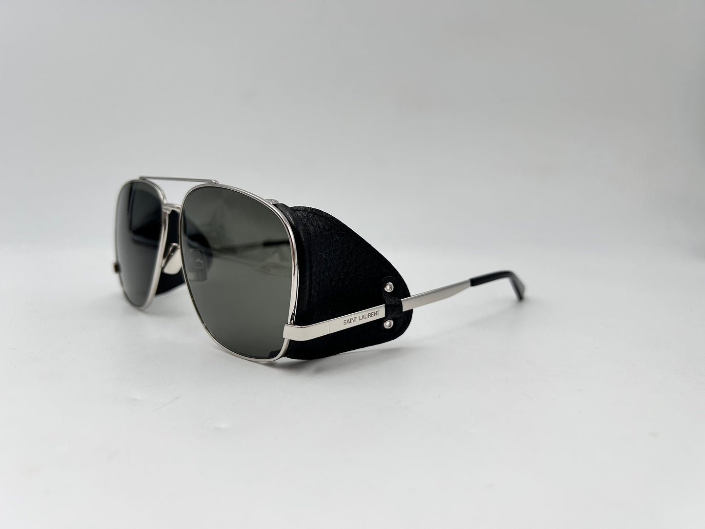 SL 653 LEON LEATHER SPOILER 001