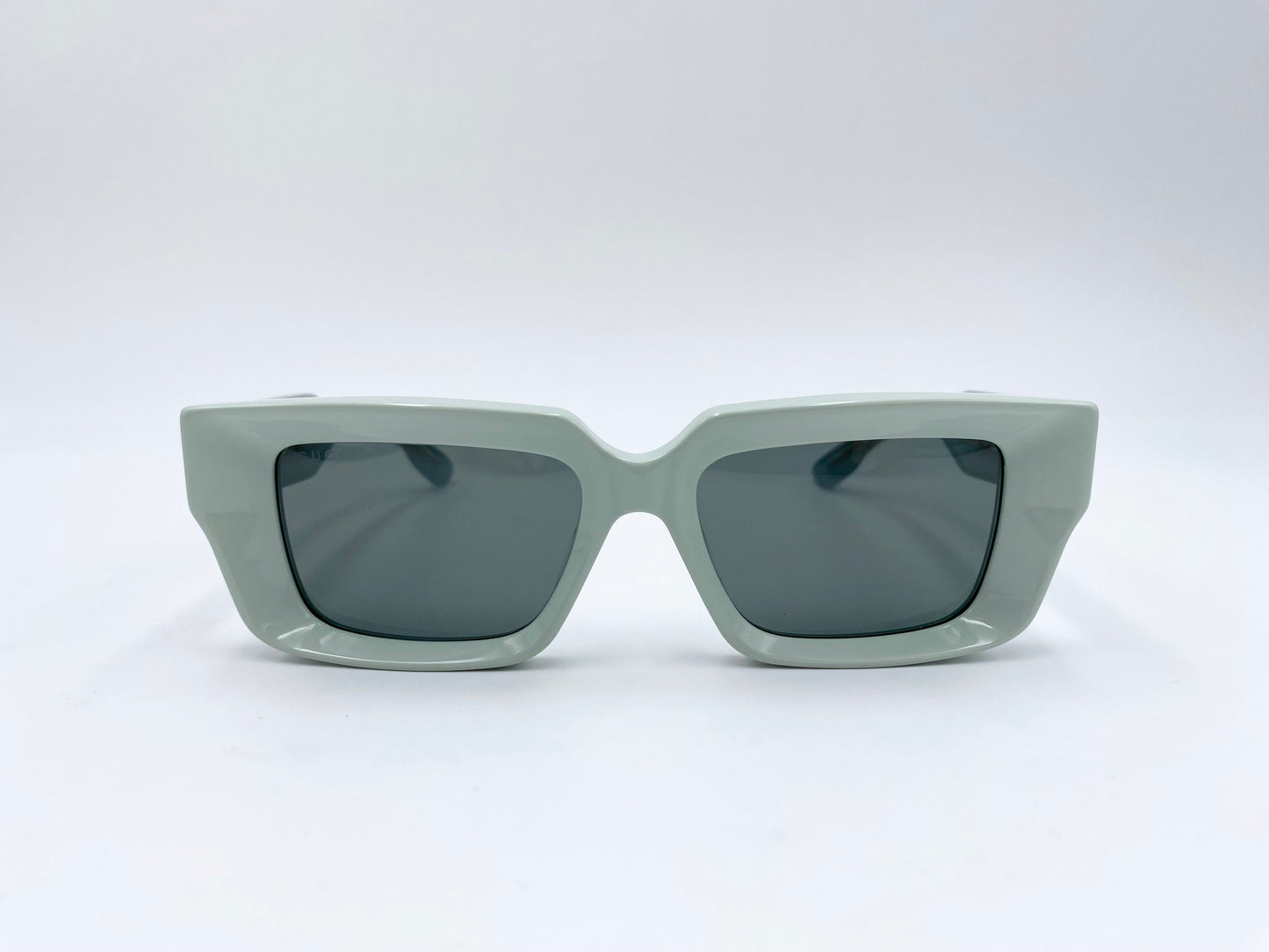 GG1529S 003