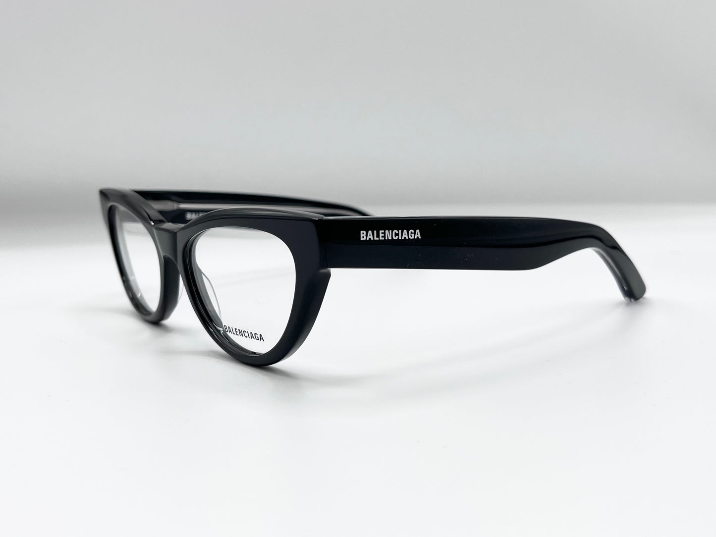 BB0241O 001