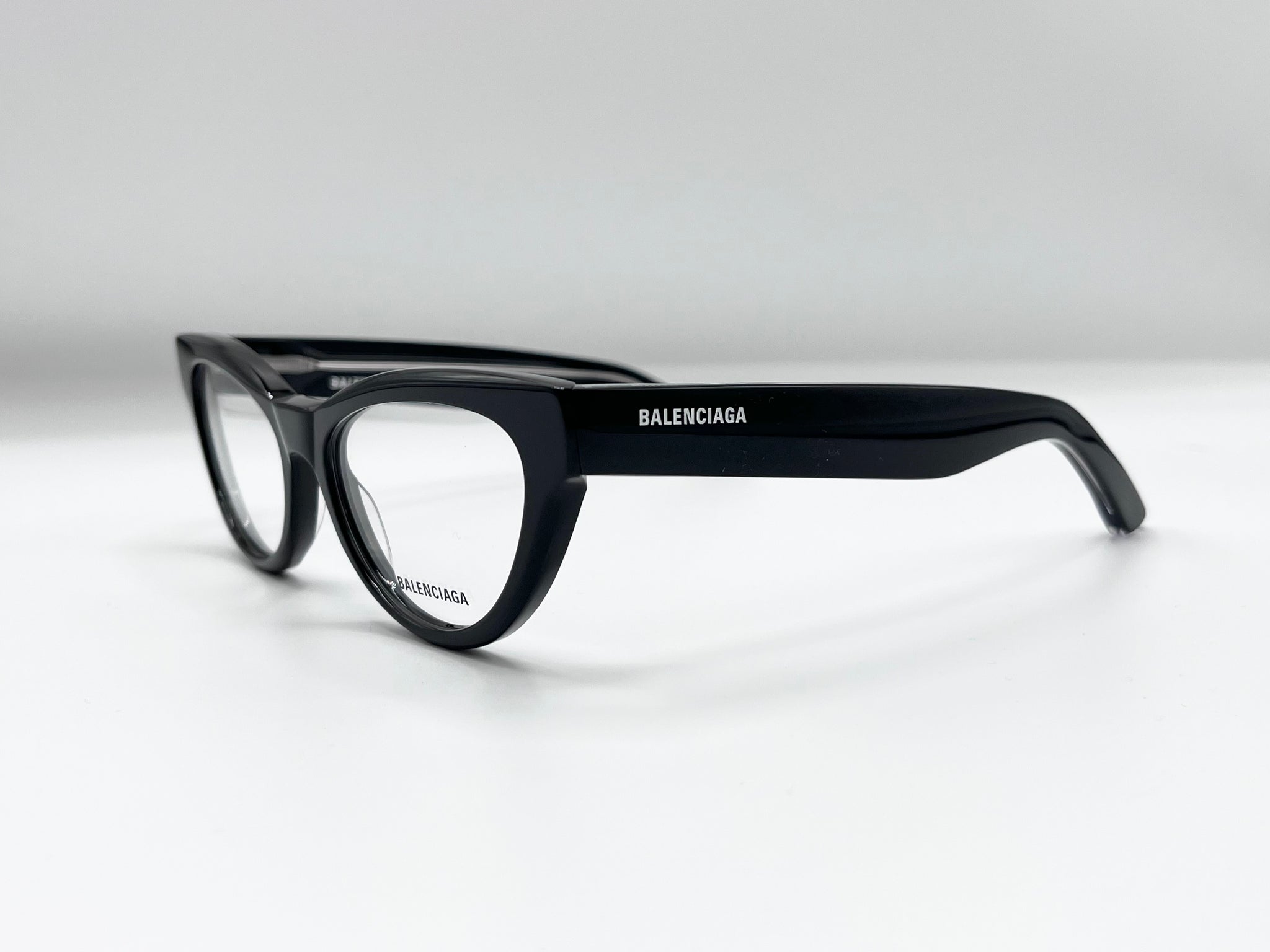 BB0241O 001