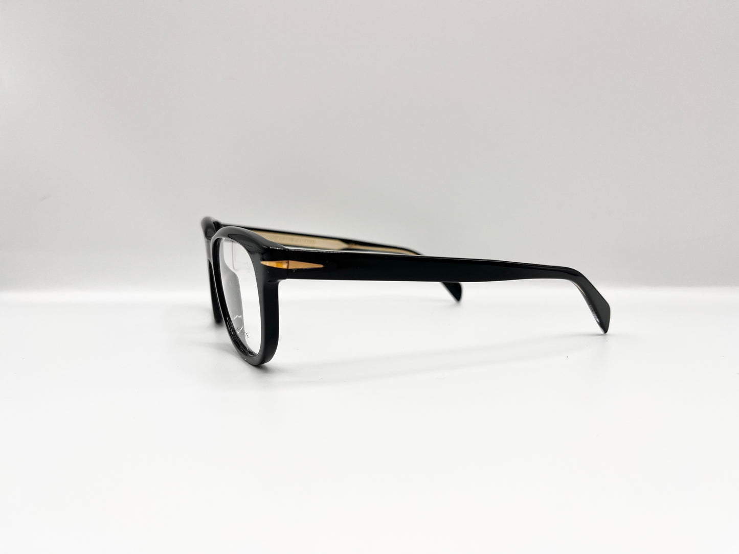 DB 7097 807 BLACK